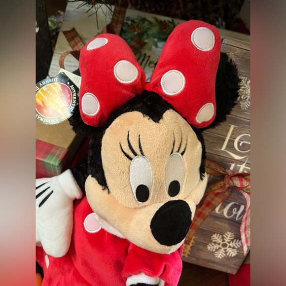 Disney Parks Minnie Mouse Backpack • Walt Disney World • New Old Stock - Picture 3 of 6